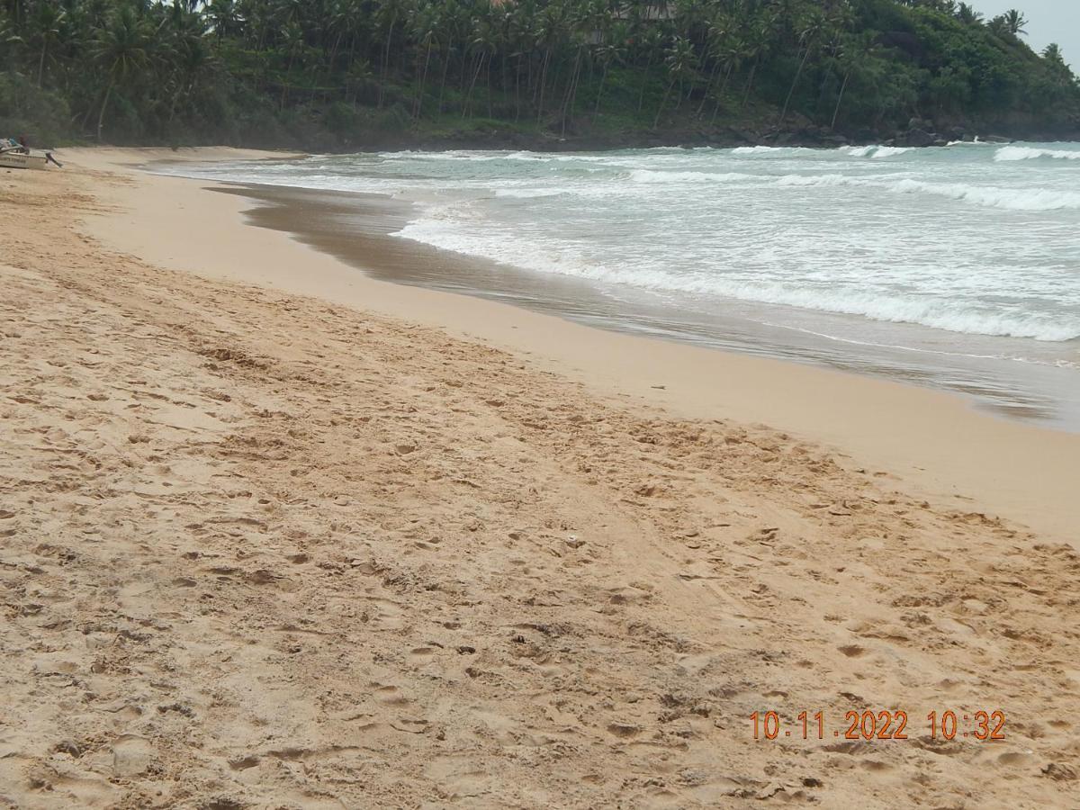 Red Sun Beach Villa Kosgoda Exterior foto
