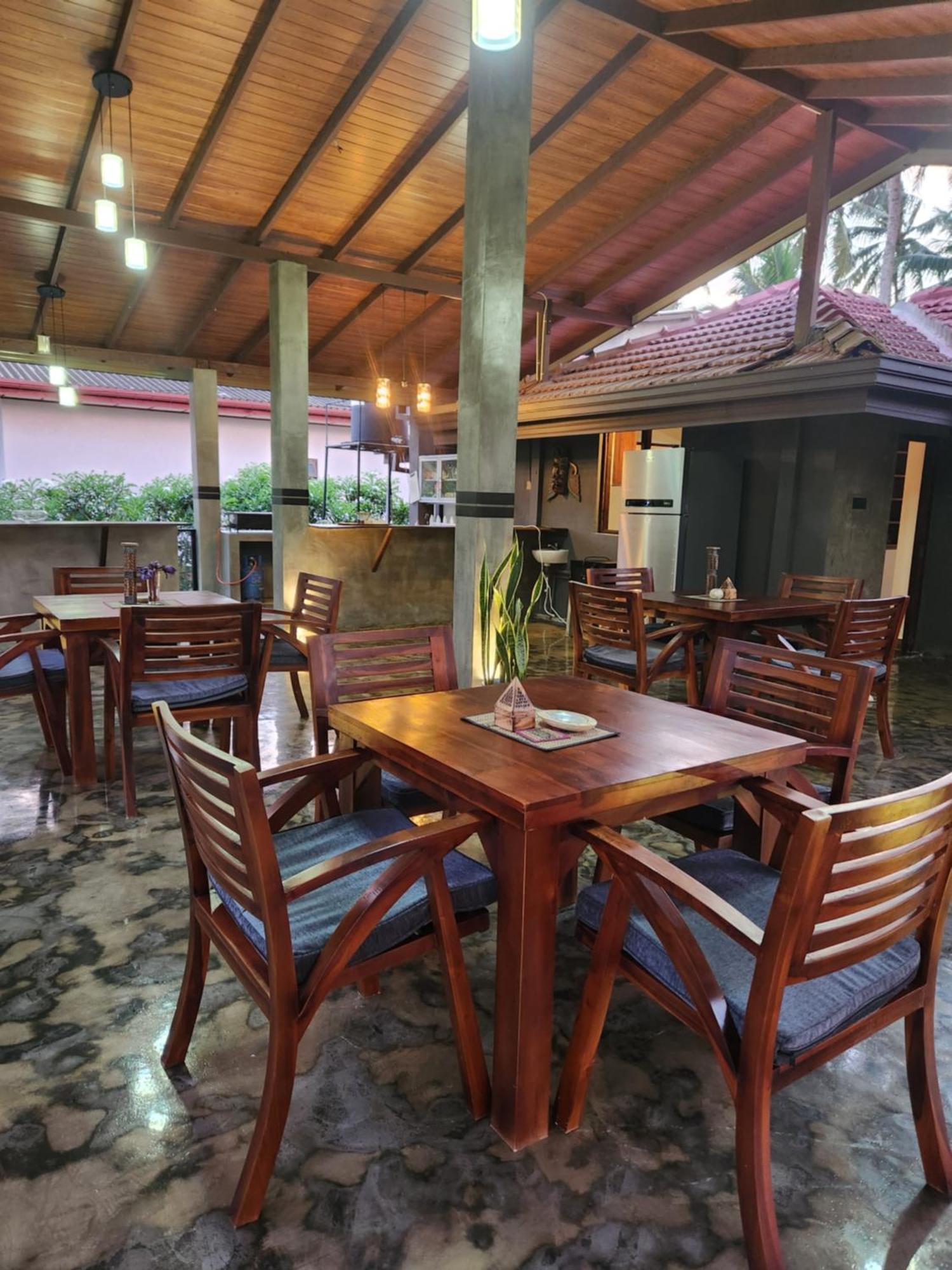 Red Sun Beach Villa Kosgoda Exterior foto